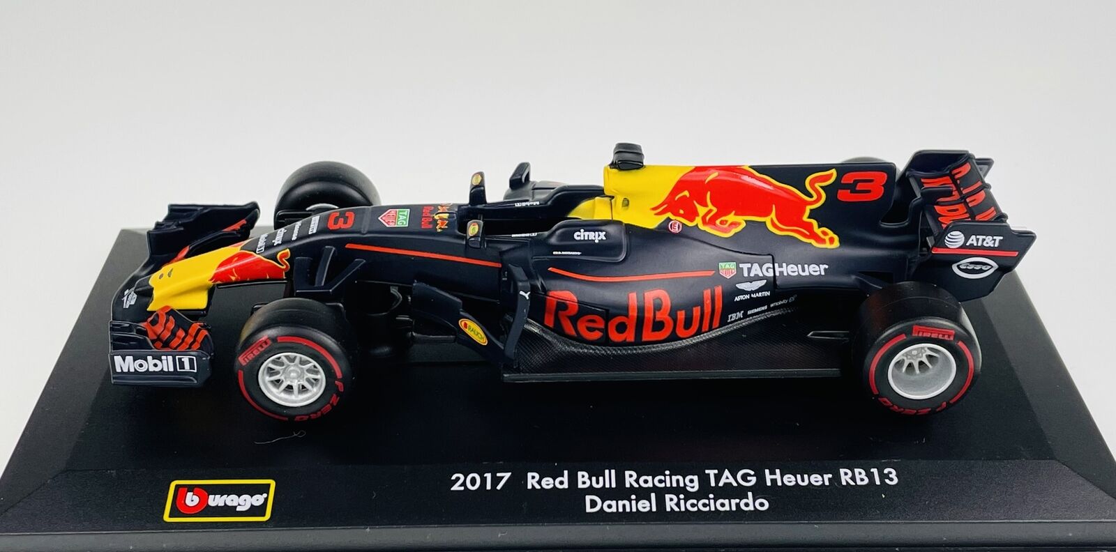 Bburago 2017 Red Bull Racing Rb13 #3 Ricciardo 1:32 New In Box F1 Formula